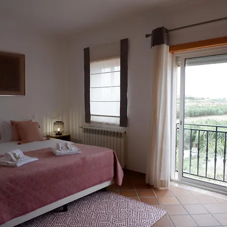 Stunning Townhouse Sea View Casa de Férias Amoreira (Leiria)